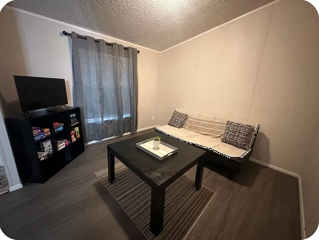2 bed, 1274 sqft, $1,600 — Photo 3