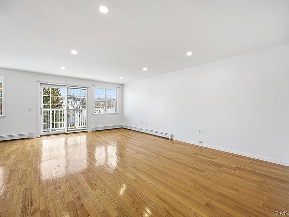 5th image of 9430 Magnolia Court #2A