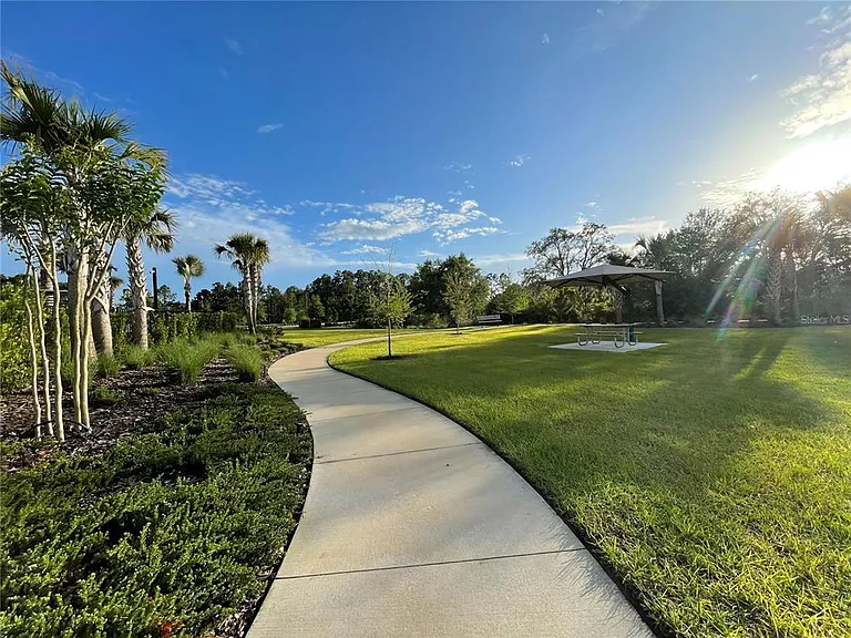 2818 Sanctuary Dr — Photo 11