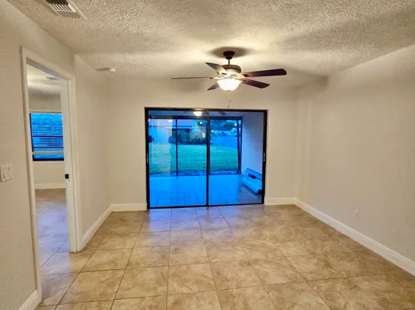 6006 Indrio Rd #B8, Fort Pierce, FL 34951