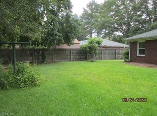 119 Mann Dr, Chesapeake, VA 23322