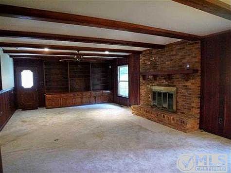2nd image of 2101 Lee Ave