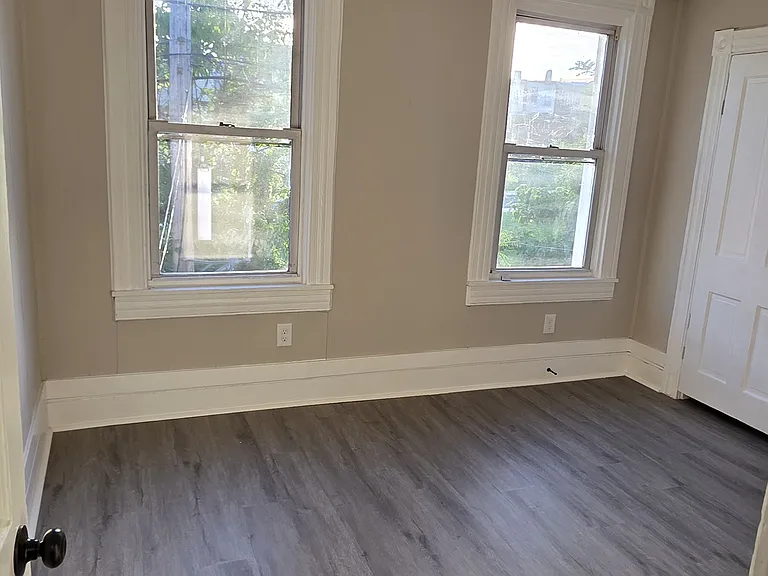 1804 N Wolfe St — Photo 6