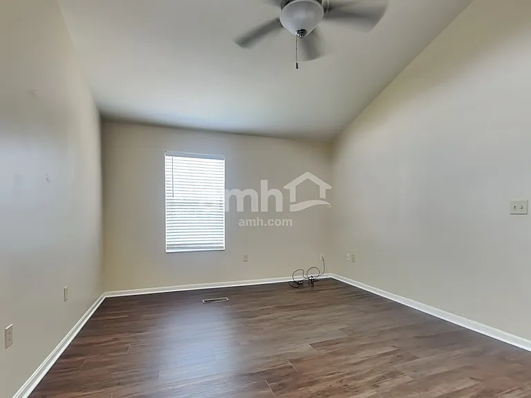1837 Cantwell Ct — Photo 10