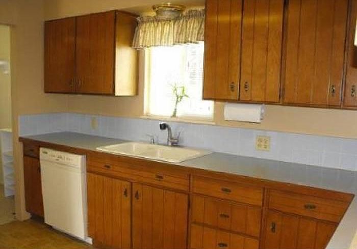 2nd image of 4411 Terrace Heights Dr