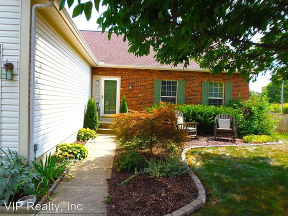 2nd image of 5715 Rosecliff Dr