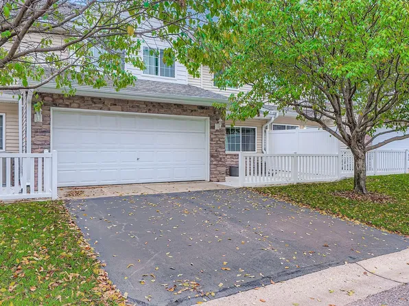 3275 Coleshire Path #24, Rosemount, MN 55068