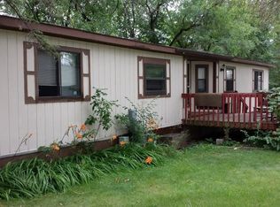 1318 W Lake Cowdry Rd NW, Alexandria, MN 56308