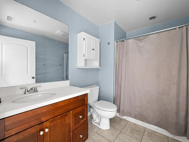 3261 S Westmont Ln #4 — Photo 23