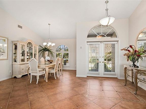 4th image of 308 Lamplighter Dr