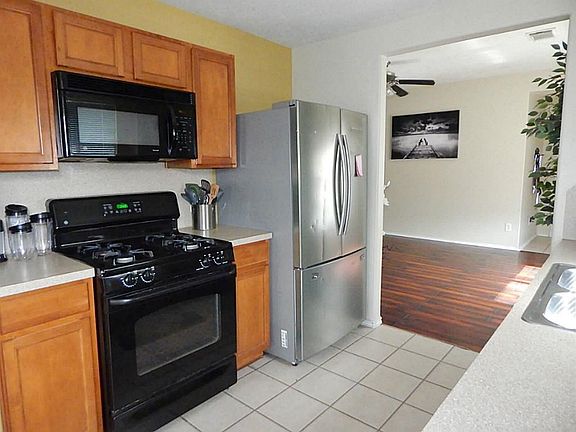 4th image of 4426 Plumeria Ave