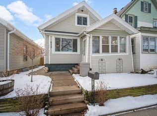 6115 W Lapham St, West Allis, WI 53214