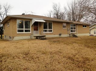 715 Redwood Dr, New Bloomfield, MO 65063