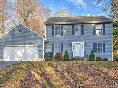 1035 Racebrook Rd, Woodbridge, CT, 06525