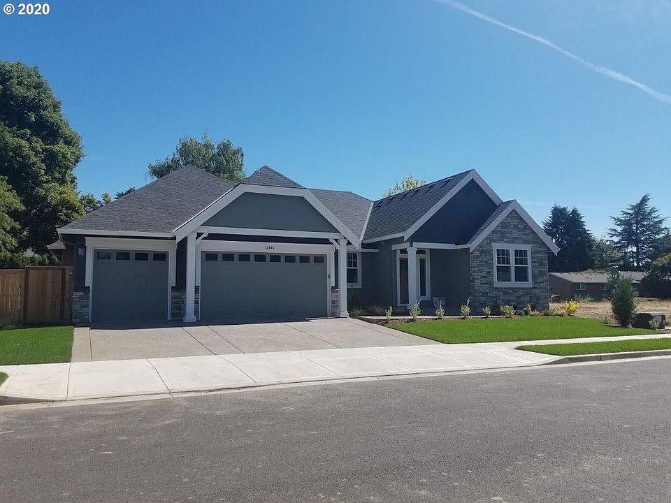 2nd image of 13006 SE Sprout Ln