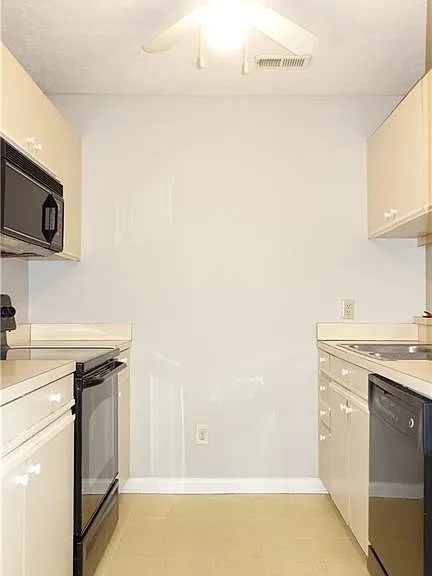 685 Bartons Landing Pl #1 — Photo 15