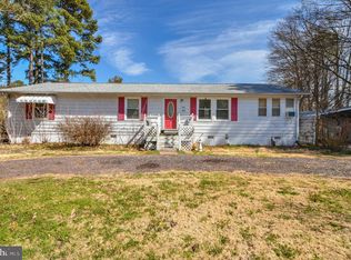 441 Blackwell Rd, Colonial Beach, VA 22443