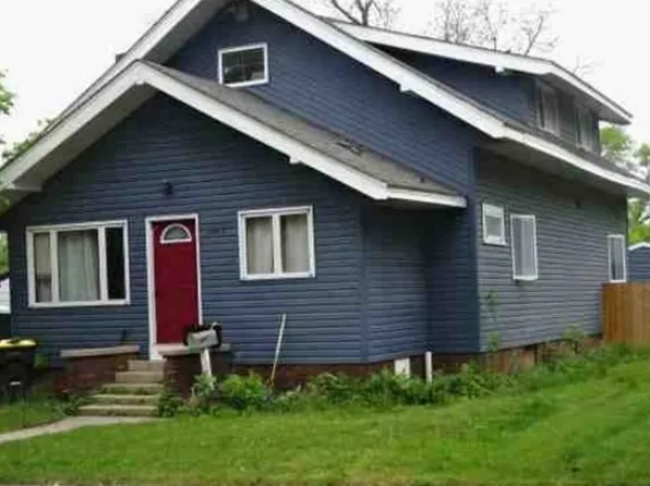 207 E Wyoming St, Redwood Falls, MN 56283