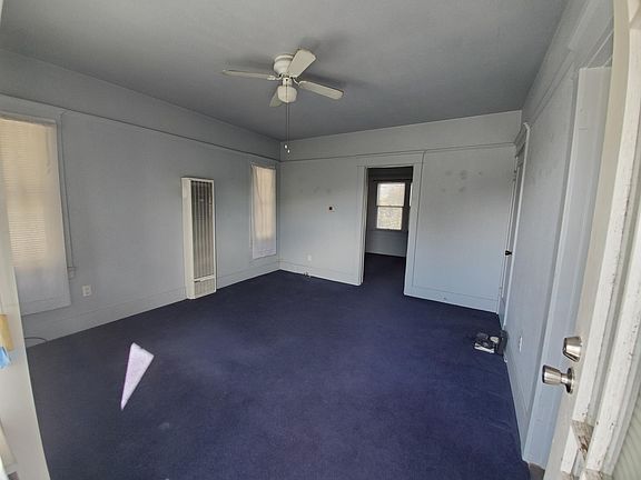 3rd image of 310 Molino Ave APT B