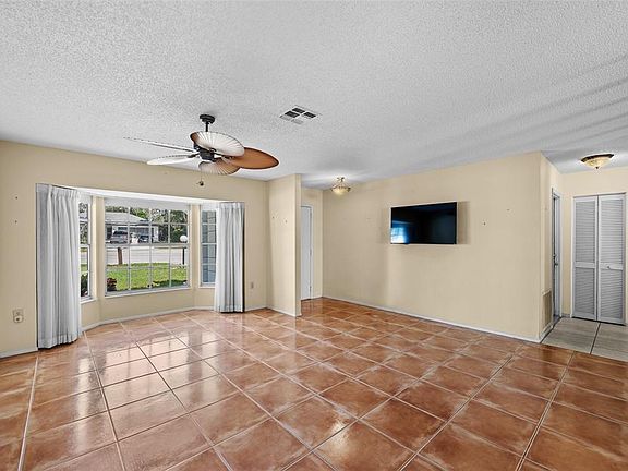 3rd image of 8643 GOLD PINE DRIVE