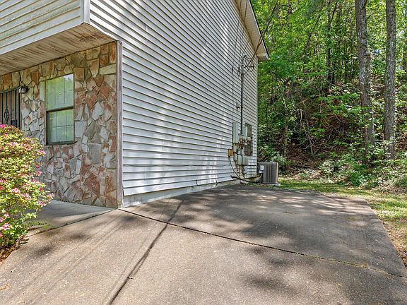 3rd image of 7614 Noah Reid Rd