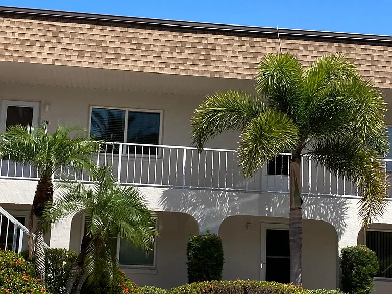 620 Flamingo Dr #201 — Photo 4