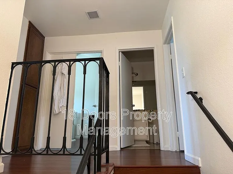 8039 Caminito Mallorca — Photo 10