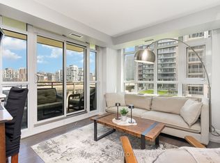 35 Bastion St #1019, Toronto, ON M5V 0C2