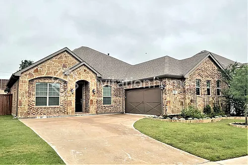221 Honey Brook Ln Photo 1