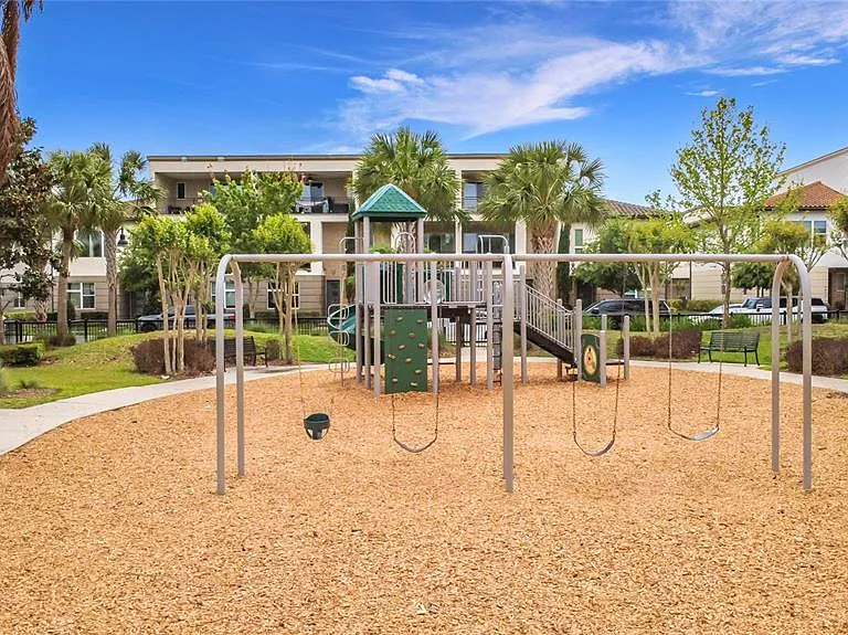 13244 Winterton Ln — Photo 48