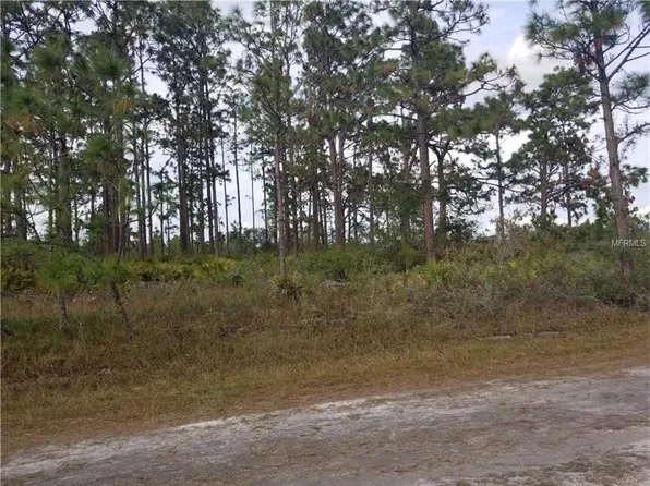 Tampa Dr, Lake Wales, FL 33898