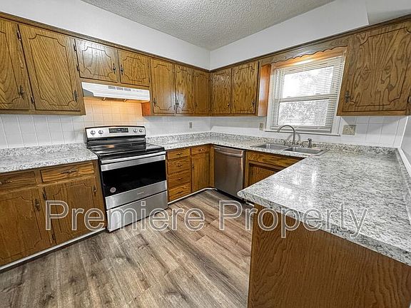 4th image of 7153 Crisp Ave