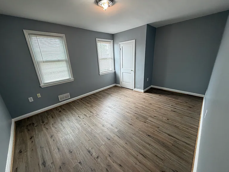 7136 Eastbrook Ave — Photo 3