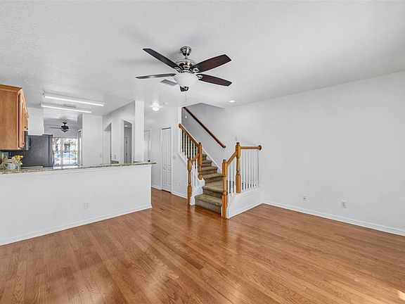 3rd image of 15925 Fishhawk View Dr