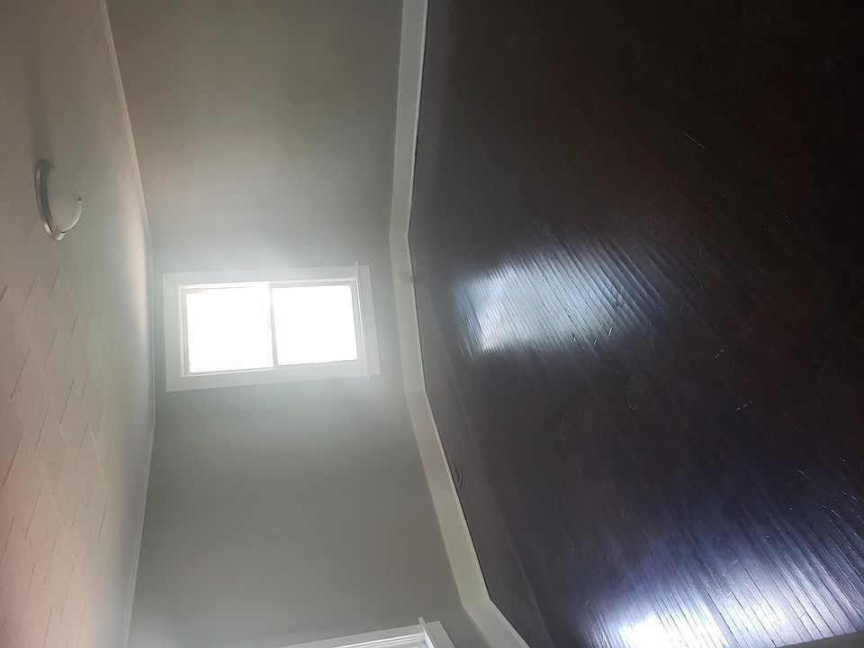 2nd image of 1408 Farnam St
