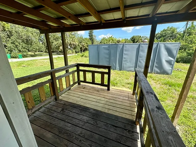902 Canal Dr — Photo 17