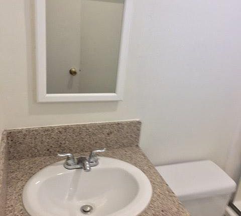 4th image of 6722 Troost Ave APT 4