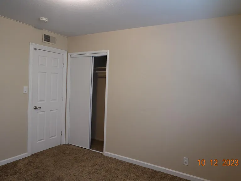 3417 Toledo Way — Photo 16
