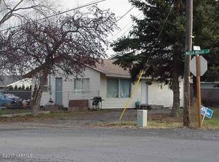 2201 S 1st Ave, Yakima, WA 98903