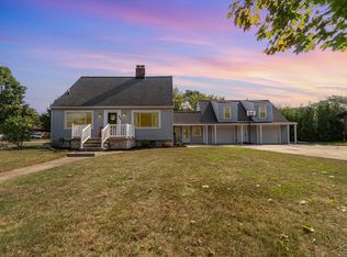 609 Oak St, Essexville, MI