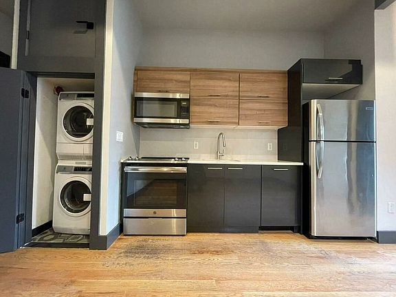 2nd image of 80 Humboldt St #3C