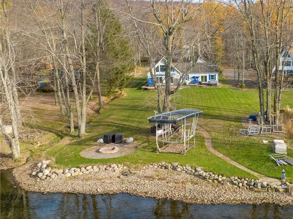 6160 E Lake Rd, Honeoye, NY 14471