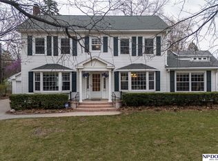 1250 N 37th St, Lincoln, NE 68503