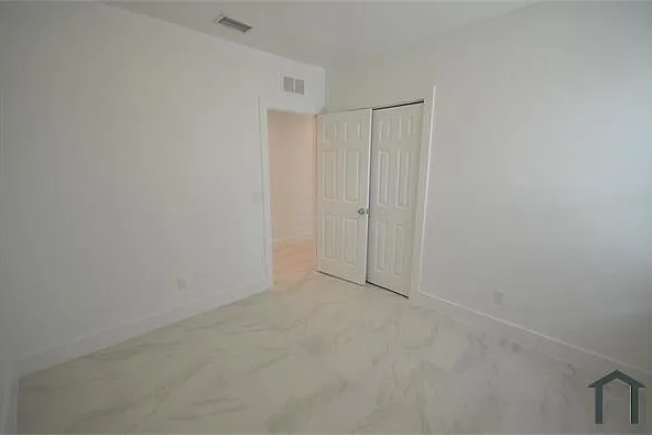 2197 Davis Ct — Photo 18