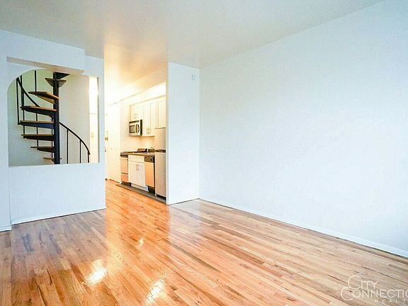 2nd image of 29 Avenue B APT 3C