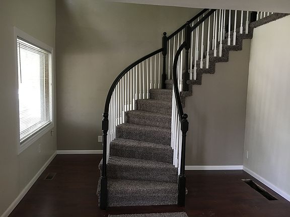 3rd image of 6316 McGuire St
