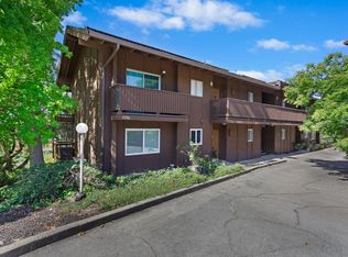 1996 Ascot Dr APT D, Moraga, CA 94556