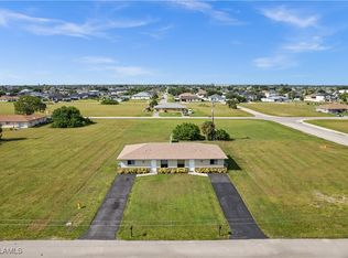 1401/1403 Ne 8th Ter, Cape Coral, FL 33909