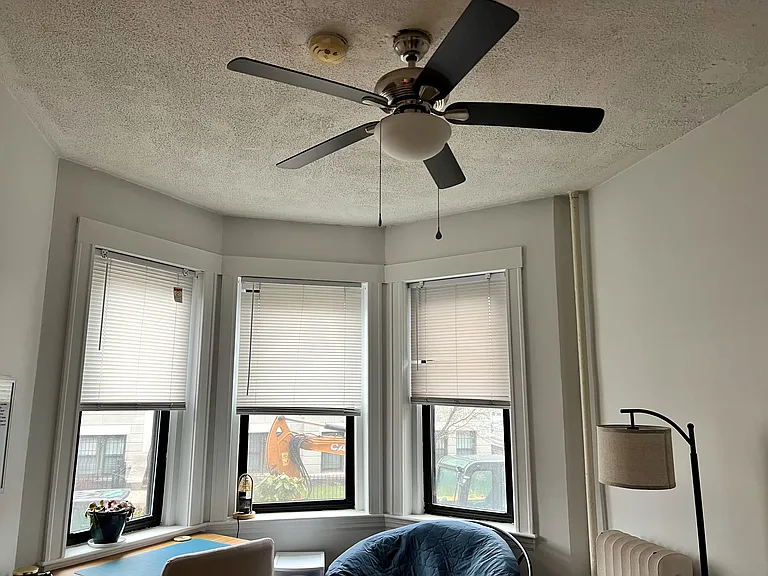 39 Glenville Ave #3 — Photo 11