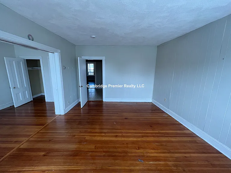 Playstead Rd — Photo 10